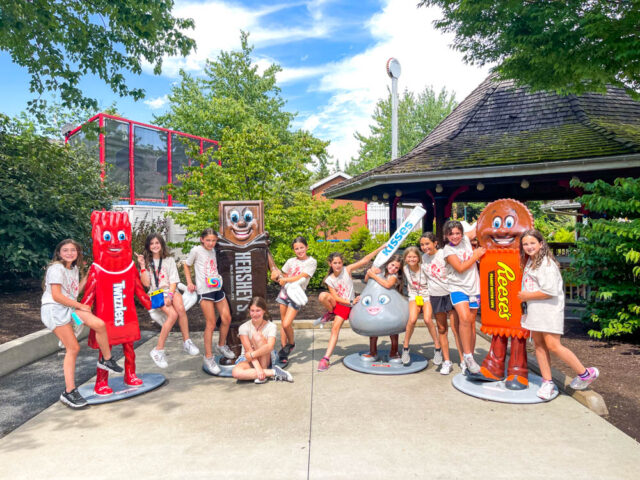 Campers on a trip to Hershey factory.